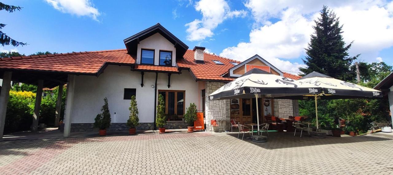 Apartment Dvokrevetna Soba Petar